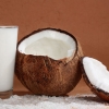 Bebidas que no tienen lactosa como la leche de coco
